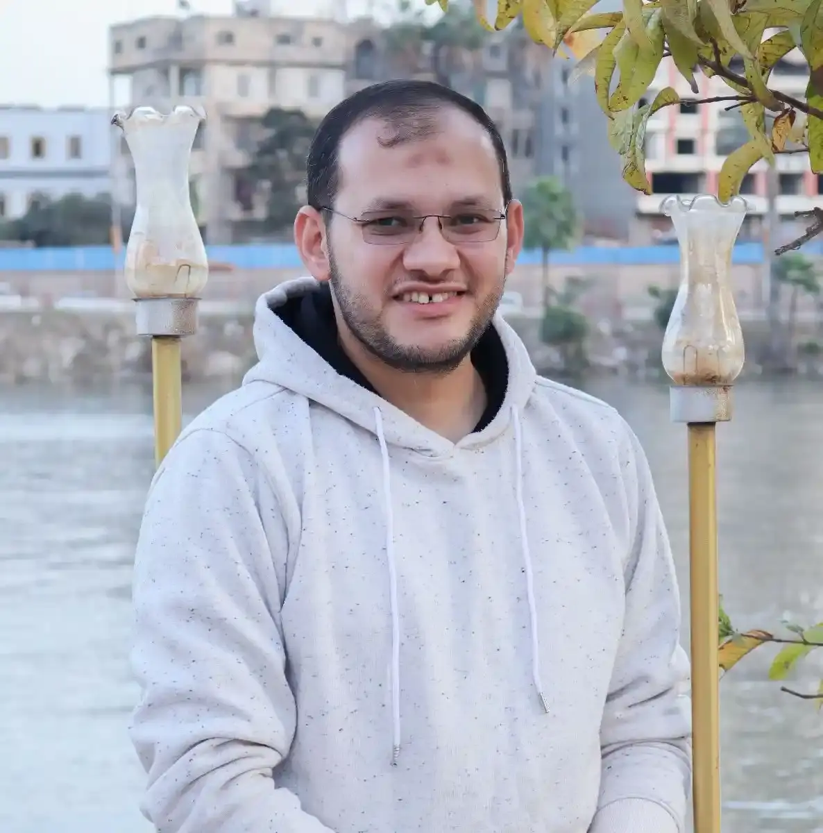 Dr Ahmed Elhakim _ DentoVerse